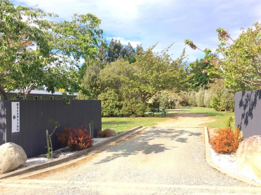 Fiordland Great Views Holiday Park Te Anau Exterior foto