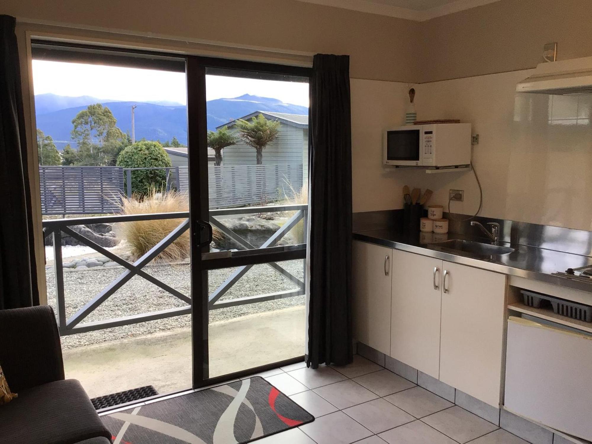 Fiordland Great Views Holiday Park Te Anau Exterior foto